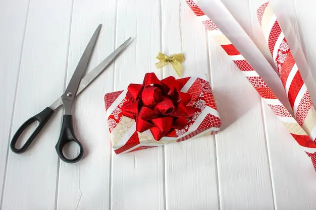 Dónde encontrar cintas para regalo de calidad en Colombia - SOCO Cintas Adhesivas