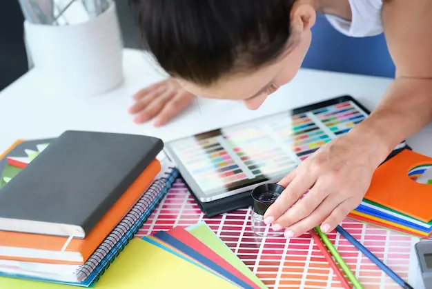 Ventajas de la flexografía en la personalización de cintas - SOCO Cintas Adhesivas