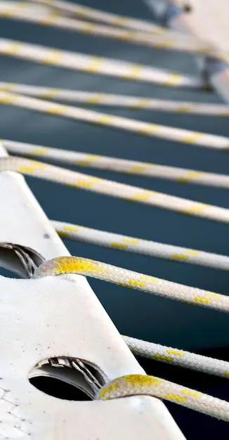 Errores comunes que debes evitar al aislar cables - SOCO Cintas Adhesivas